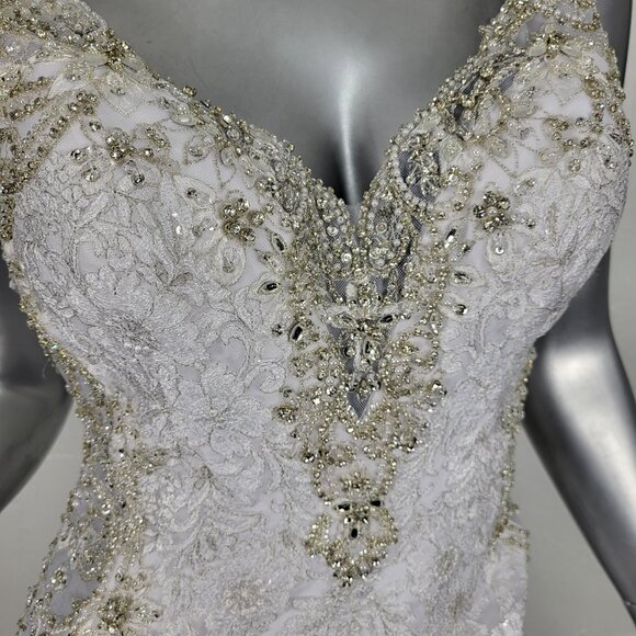 NWT~$1895~ALLURE BRIDALS~6/8~WHITE RHINESTONE MERMAID FIT & FLARE WEDDING DRESS - Picture 9 of 16